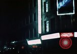 Standbild Nachtleben in Soho in London Soho London England United Kingdom, 1968, aus Sekunde 47 historischem Filmmaterial Videoclip 65675070671