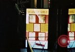 Standbild Nachtleben Soho London England United Kingdom, 1968, aus Sekunde 22 historischem Filmmaterial Videoclip 65675070672