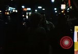 Standbild Nachtleben Soho London England United Kingdom, 1968, aus Sekunde 27 historischem Filmmaterial Videoclip 65675070672