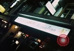 Standbild Nachtclubs 1960 Soho London Soho London England United Kingdom, 1968, aus Sekunde 30 historischem Filmmaterial Videoclip 65675070673