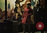 Standbild 1960 Soho Peep Show Night Club Soho London England United Kingdom, 1968, aus Sekunde 15 historischem Filmmaterial Videoclip 65675070674
