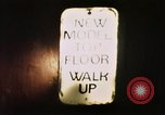 Standbild Soho 1960 Neon signs Soho London England United Kingdom, 1968, aus Sekunde 21 historischem Filmmaterial Videoclip 65675070675