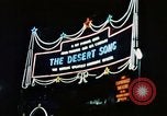 Standbild Soho 1960 Neon signs Soho London England United Kingdom, 1968, aus Sekunde 28 historischem Filmmaterial Videoclip 65675070675