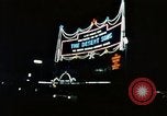 Standbild Soho 1960 Neon signs Soho London England United Kingdom, 1968, aus Sekunde 30 historischem Filmmaterial Videoclip 65675070675