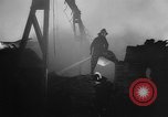 Standbild Feuer Brände London England Vereinigtes Königreich, 1966, aus Sekunde 45 historischem Filmmaterial Videoclip 65675070679