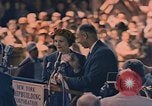 Image Mme Pat Nixon de Keel-pose de la NS Savannah Camden New Jersey United States USA, 1958, de la seconde 12 séquences d'archives historiques vidéo 65675070685