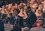 Image Mme Pat Nixon de Keel-pose de la NS Savannah Camden New Jersey United States USA, 1958, de la seconde 13 séquences d'archives historiques vidéo 65675070685