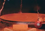 Image Mme Pat Nixon de Keel-pose de la NS Savannah Camden New Jersey United States USA, 1958, de la seconde 27 séquences d'archives historiques vidéo 65675070685