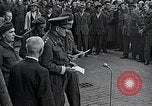 Image les syndicats Hambourg Allemagne, 1946, de la seconde 27 séquences d'archives historiques vidéo 65675070695