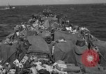 Immagine di Sbarco Nave cisterna Okinawa isole Ryukyu, 1945, secondo 8 filmato di repertorio 65675070704