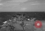 Immagine di Sbarco Nave cisterna Okinawa isole Ryukyu, 1945, secondo 13 filmato di repertorio 65675070704