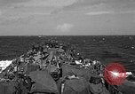 Immagine di Sbarco Nave cisterna Okinawa isole Ryukyu, 1945, secondo 16 filmato di repertorio 65675070704
