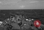 Immagine di Sbarco Nave cisterna Okinawa isole Ryukyu, 1945, secondo 24 filmato di repertorio 65675070704