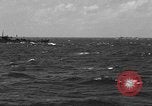 Immagine di Sbarco Nave cisterna Okinawa isole Ryukyu, 1945, secondo 27 filmato di repertorio 65675070704