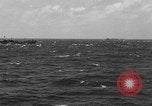 Immagine di Sbarco Nave cisterna Okinawa isole Ryukyu, 1945, secondo 28 filmato di repertorio 65675070704
