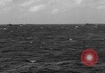 Immagine di Sbarco Nave cisterna Okinawa isole Ryukyu, 1945, secondo 34 filmato di repertorio 65675070704