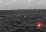 Immagine di Sbarco Nave cisterna Okinawa isole Ryukyu, 1945, secondo 36 filmato di repertorio 65675070704