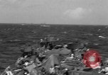 Immagine di Sbarco Nave cisterna Okinawa isole Ryukyu, 1945, secondo 45 filmato di repertorio 65675070704
