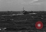 Immagine di Sbarco Nave cisterna Okinawa isole Ryukyu, 1945, secondo 48 filmato di repertorio 65675070704