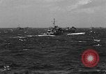 Immagine di Sbarco Nave cisterna Okinawa isole Ryukyu, 1945, secondo 49 filmato di repertorio 65675070704