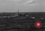 Immagine di Sbarco Nave cisterna Okinawa isole Ryukyu, 1945, secondo 55 filmato di repertorio 65675070704