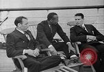 Standbild Olympischen Athleten auf SS Manhattan Deutschland, 1936, aus Sekunde 12 historischem Filmmaterial Videoclip 65675070725