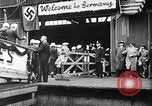Standbild Olympischen Athleten auf SS Manhattan Deutschland, 1936, aus Sekunde 29 historischem Filmmaterial Videoclip 65675070725