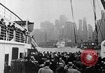 Standbild SS Manahattan Rückkehr vom Krieg zerrütteten Europa United States USA, 1938, aus Sekunde 55 historischem Filmmaterial Videoclip 65675070726