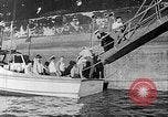 Standbild SS Manhattan aground off Florida United States USA, 1941, aus Sekunde 24 historischem Filmmaterial Videoclip 65675070727