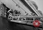 Standbild SS Manhattan wird USS Wakefield New York City USA, 1941, aus Sekunde 23 historischem Filmmaterial Videoclip 65675070728