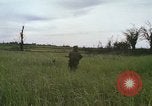 Standbild United States Marine Division 3 Vietnam, 1968, aus Sekunde 15 historischem Filmmaterial Videoclip 65675070733