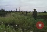 Standbild United States Marine Division 3 Vietnam, 1968, aus Sekunde 25 historischem Filmmaterial Videoclip 65675070733