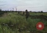 Standbild United States Marine Division 3 Vietnam, 1968, aus Sekunde 26 historischem Filmmaterial Videoclip 65675070733