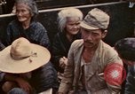 Immagine di Nativi Okinawa isole Ryukyu, 1945, secondo 24 filmato di repertorio 65675070754