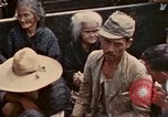 Immagine di Nativi Okinawa isole Ryukyu, 1945, secondo 26 filmato di repertorio 65675070754