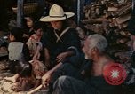 Standbild USA 1st Marine Division Okinawa Ryukyu Inseln, 1945, aus Sekunde 5 historischem Filmmaterial Videoclip 65675070755