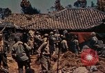Standbild USA 1st Marine Division Okinawa Ryukyu Inseln, 1945, aus Sekunde 40 historischem Filmmaterial Videoclip 65675070755