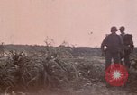 Standbild USA 1st Marine Division Okinawa Ryukyu Inseln, 1945, aus Sekunde 7 historischem Filmmaterial Videoclip 65675070757