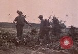 Standbild USA 1st Marine Division Okinawa Ryukyu Inseln, 1945, aus Sekunde 9 historischem Filmmaterial Videoclip 65675070757