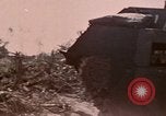 Standbild USA 1st Marine Division Okinawa Ryukyu Inseln, 1945, aus Sekunde 11 historischem Filmmaterial Videoclip 65675070757