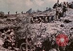 Standbild USA 1st Marine Division Okinawa Ryukyu Inseln, 1945, aus Sekunde 17 historischem Filmmaterial Videoclip 65675070757
