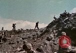 Standbild USA 1st Marine Division Okinawa Ryukyu Inseln, 1945, aus Sekunde 28 historischem Filmmaterial Videoclip 65675070757