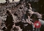 Standbild USA 1st Marine Division Okinawa Ryukyu Inseln, 1945, aus Sekunde 33 historischem Filmmaterial Videoclip 65675070757