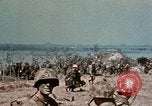 Standbild USA 1st Marine Division Okinawa Ryukyu Inseln, 1945, aus Sekunde 55 historischem Filmmaterial Videoclip 65675070757