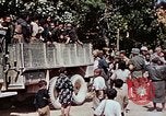 Standbild Rehabilitation von Einheimischen Okinawa Ryukyu Inseln, 1945, aus Sekunde 40 historischem Filmmaterial Videoclip 65675070758