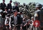 Standbild Rehabilitation von Einheimischen Okinawa Ryukyu Inseln, 1945, aus Sekunde 50 historischem Filmmaterial Videoclip 65675070758