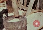 Image Réhabilitation des autochtones sur Okinawa en Seconde Guerre Mondiale Okinawa îles Ryukyu, 1945, de la seconde 20 séquences d'archives historiques vidéo 65675070759