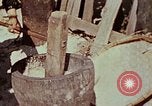 Image Réhabilitation des autochtones sur Okinawa en Seconde Guerre Mondiale Okinawa îles Ryukyu, 1945, de la seconde 22 séquences d'archives historiques vidéo 65675070759