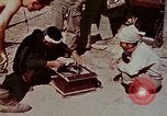 Image Réhabilitation des autochtones sur Okinawa en Seconde Guerre Mondiale Okinawa îles Ryukyu, 1945, de la seconde 56 séquences d'archives historiques vidéo 65675070759