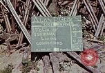 Standbild Lebensbedingungen der einheimischen Ishikawa Okinawa Japan, 1945, aus Sekunde 3 historischem Filmmaterial Videoclip 65675070760